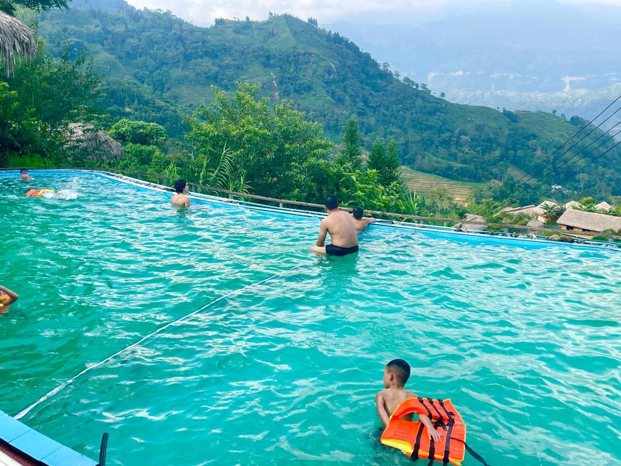 Dao Homestay Hoang Su Phi Exterior photo